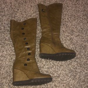 Tan/Brown knee high wedge boots